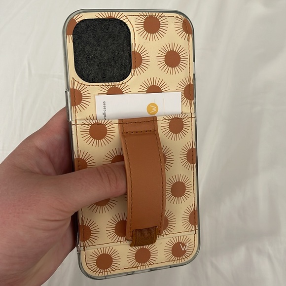 WALLI CASE IPHONE 12 PRO MAX BY HOLLEY GABRIELLE - Picture 4 of 10